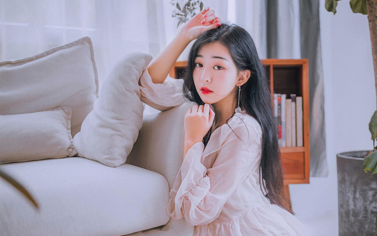 “峰·彩”珠峰摄影展亮相上海 60幅作品礼赞西藏自治区成立60周年